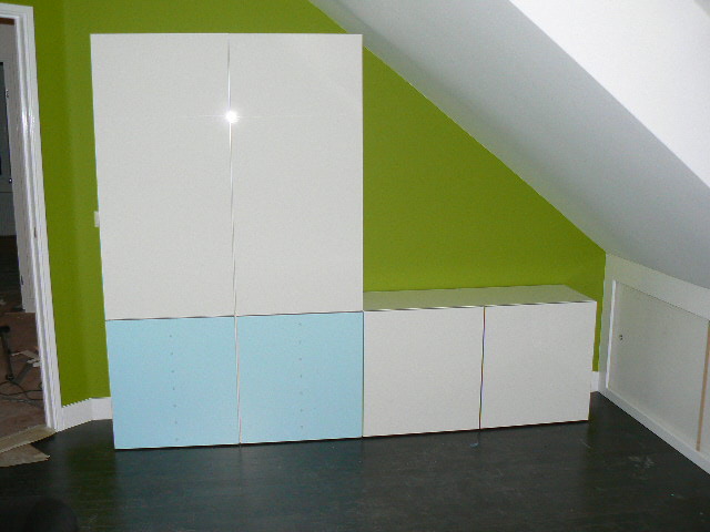 De schoonzoon : referenties, montage ikea materialen. Lage hangkast ikea